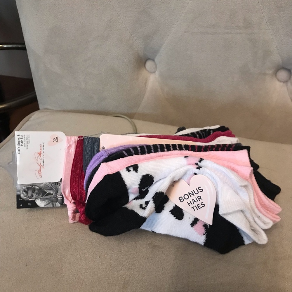 Marilyn Monroe socks set